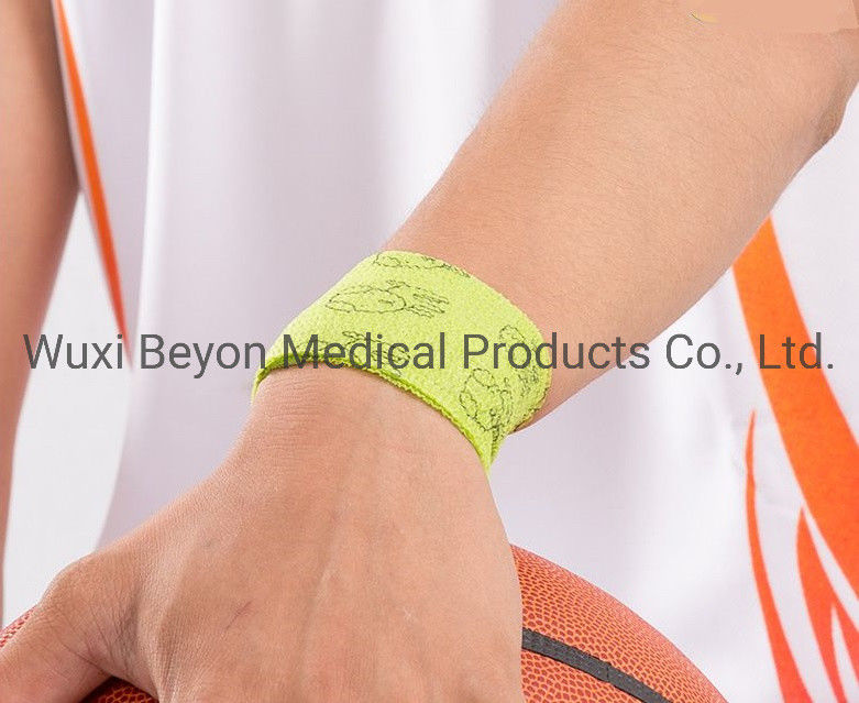 Red Non Woven Cohesive Bandage Medical Compression Self-Adhering Flexible Protect Body Parts